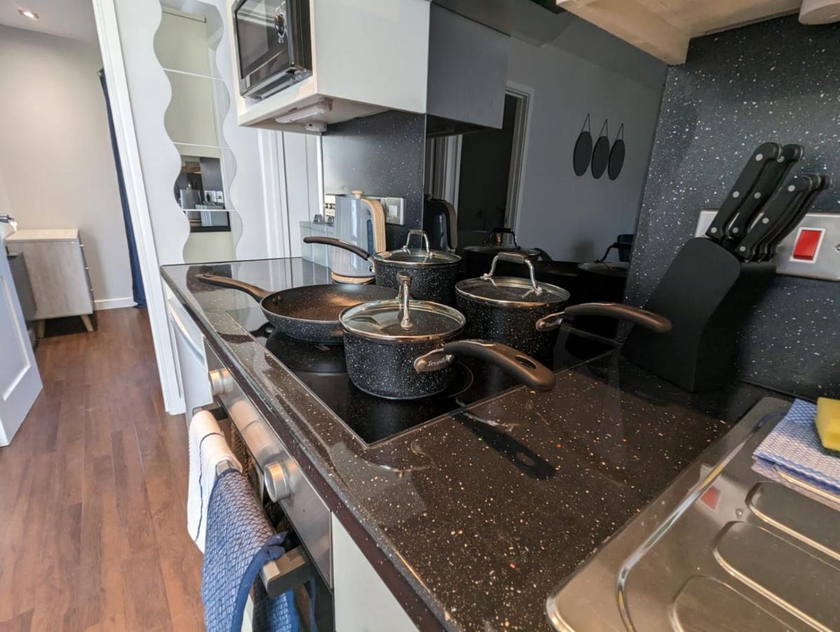 Kinetic Stays - Serenity Holiday Cottages Sidmouth Bagian luar foto